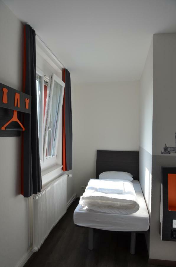 Easyhotel West Zürich